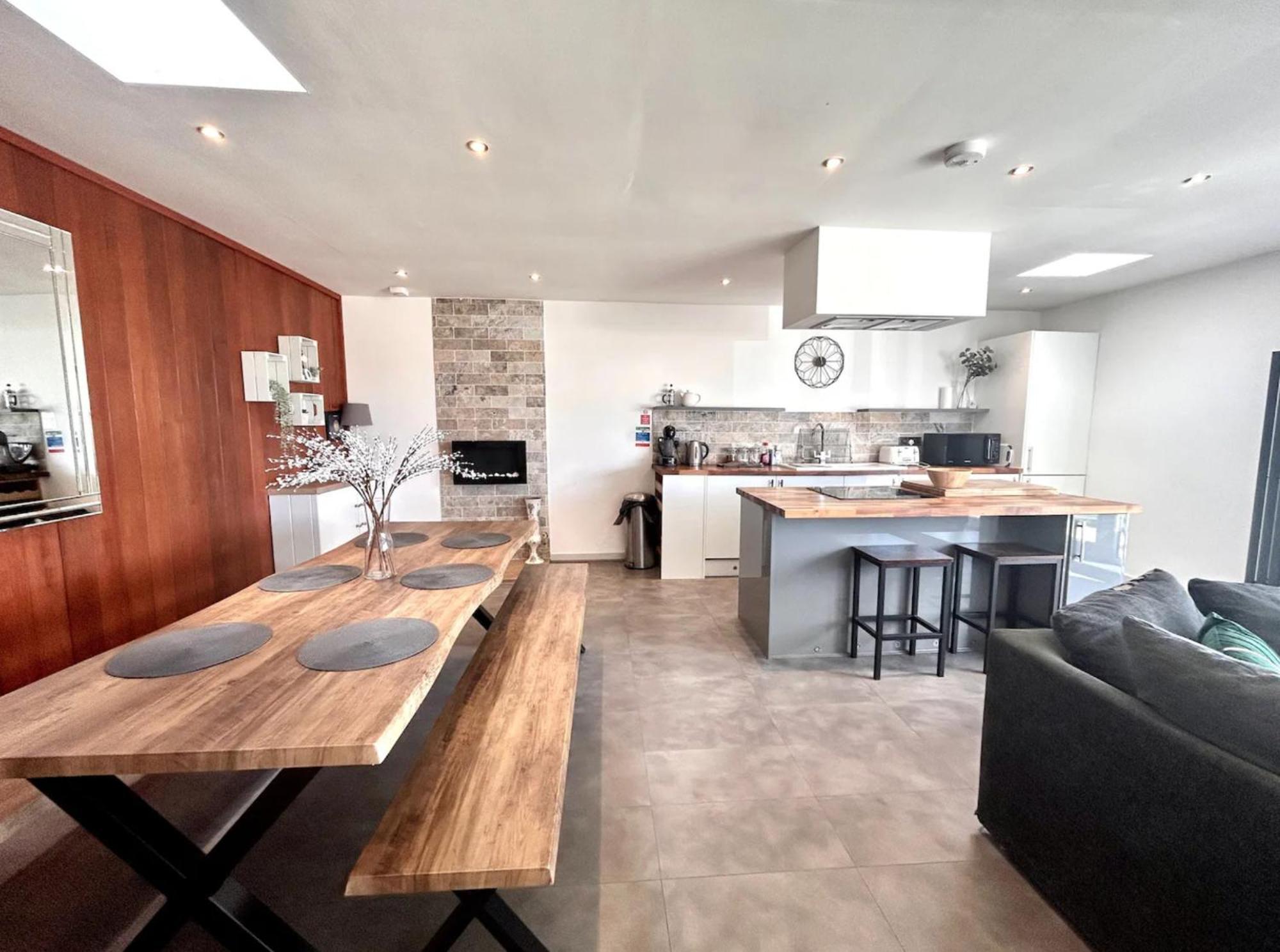 Clover Cottage Beeley Esterno foto