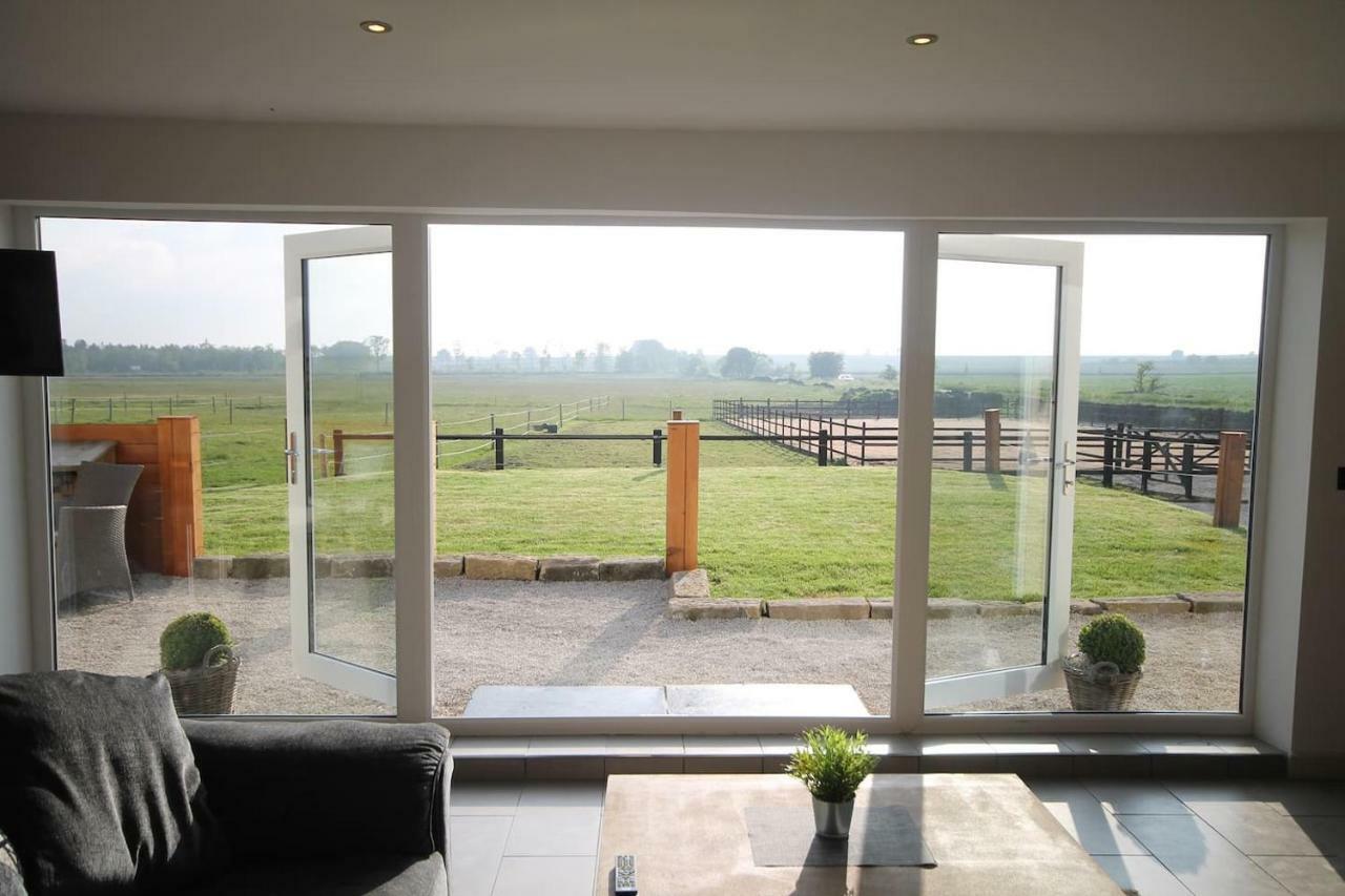 Clover Cottage Beeley Esterno foto